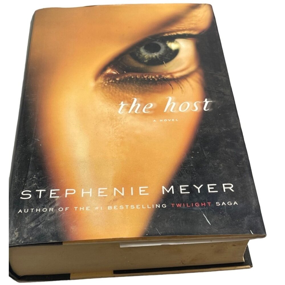 the host novel by stephenie meyer hardcover book dustcover 1st edition READ